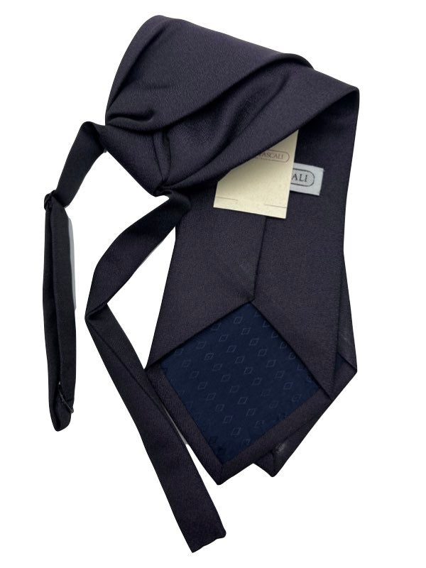 Classic Silk Jacquard Ascot Cravat in Navy