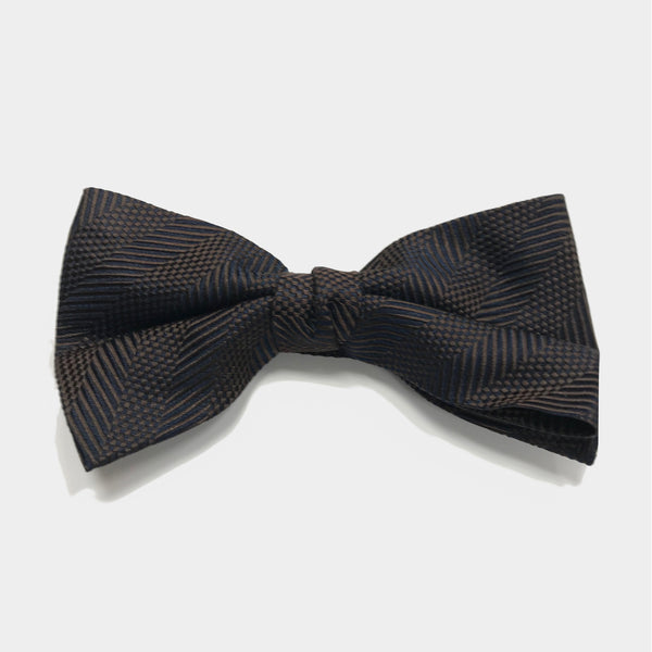 The Fast Pace Bow Tie